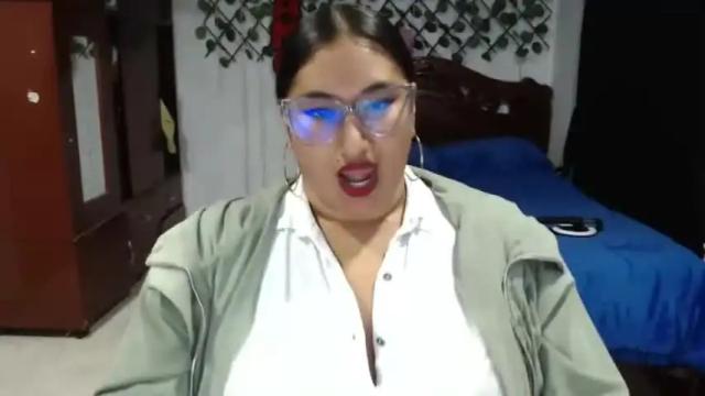 Image 7 of emilylove14 Stream on Chaturbate on 16 months ago