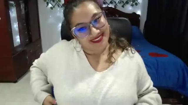 Image 4 of emilylove14 Stream on Chaturbate on 7 months ago