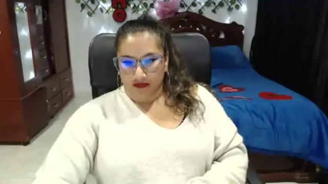Image 8 of emilylove14 Stream on Chaturbate on 16 months ago