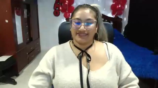 Image 10 of emilylove14 Stream on Chaturbate on 15 months ago
