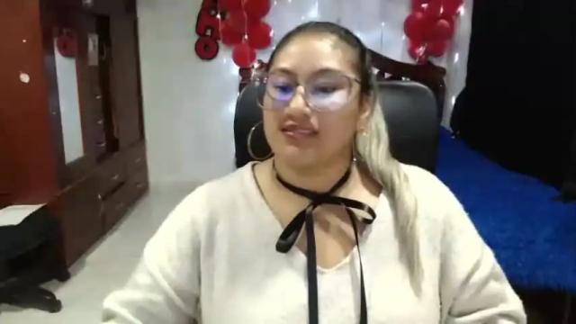 Image 4 of emilylove14 Stream on Chaturbate on 15 months ago