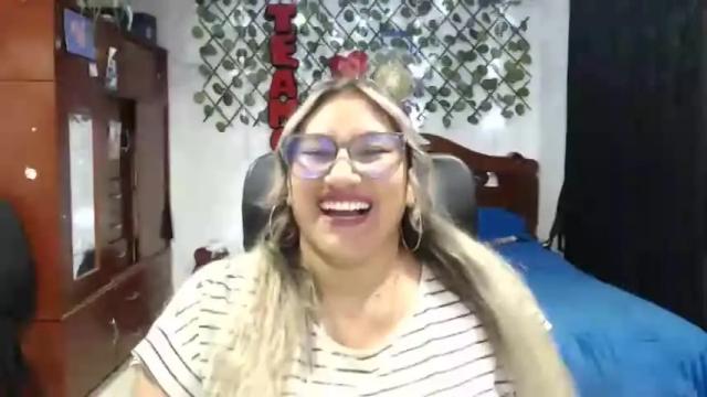 Image 6 of emilylove14 Stream on Chaturbate on 15 months ago