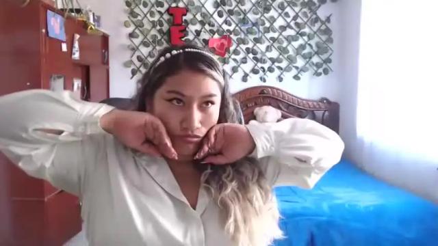 Image 8 of emilylove14 Stream on Chaturbate on 14 months ago