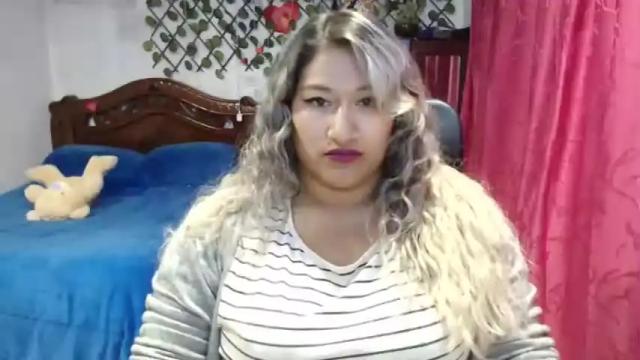 Image 2 of emilylove14 Stream on Chaturbate on 14 months ago