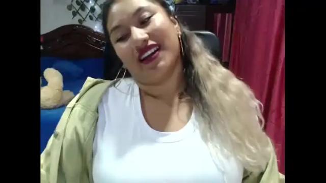 Image 11 of emilylove14 Stream on Chaturbate on 14 months ago