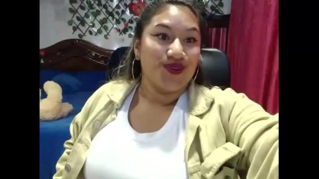 Image 3 of emilylove14 Stream on Chaturbate on 14 months ago