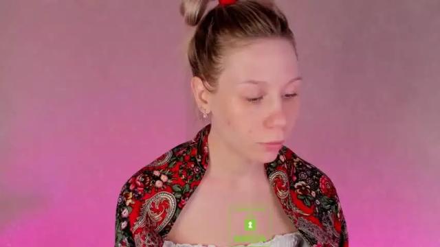 Image 3 of emilylove999 Stream on Chaturbate on 14 months ago