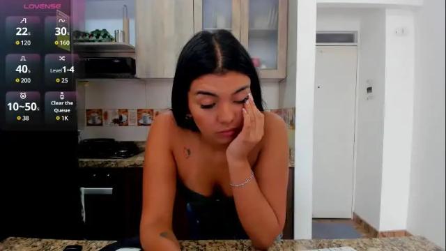 Image 7 of emilypink_1 Stream on Chaturbate on 1 month ago