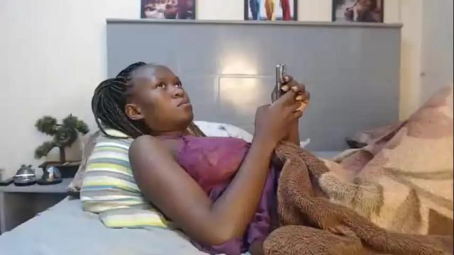 Image 12 of emilyposha Stream on Chaturbate on 1 month ago