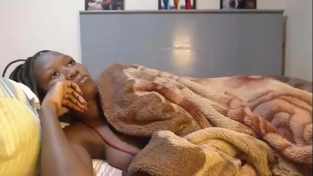 Image 4 of emilyposha Stream on Chaturbate on 19 days ago