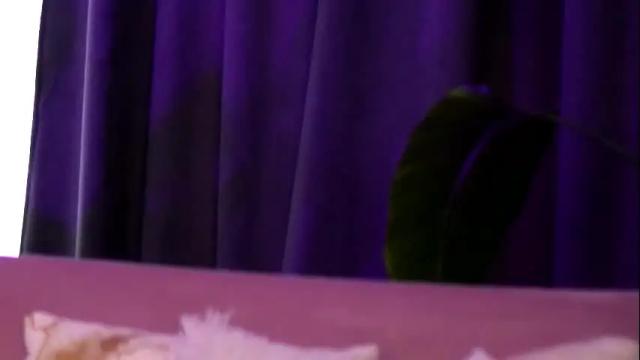 Image 7 of emilyraymont Stream on Chaturbate on 15 days ago
