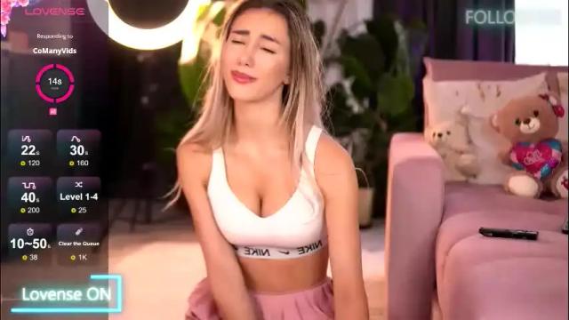 Image 7 of emilyraymont Stream on Chaturbate on 1 month ago