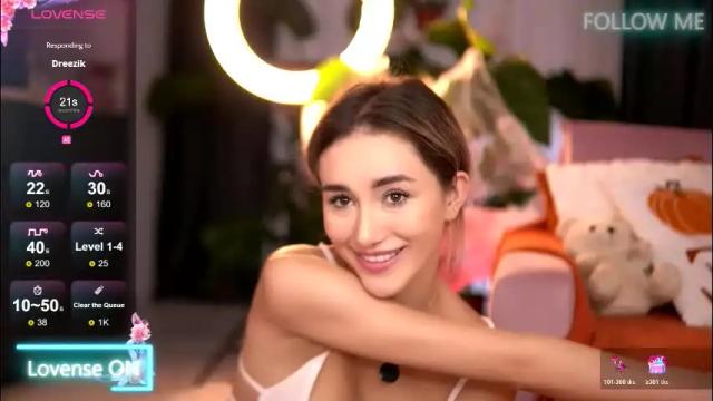 Image 2 of emilyraymont Stream on Chaturbate on 4 days ago