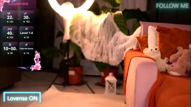 Image 3 of emilyraymont Stream on Chaturbate on 1 day ago