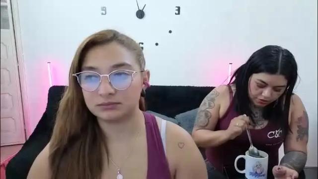 Thumbnail 3, emilyriskhot's Stream at Chaturbate, 1 month ago