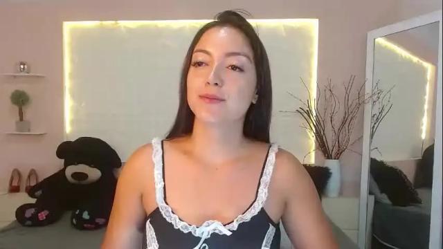 Image 10 of emilyrose_8 Stream on Chaturbate on 1 month ago