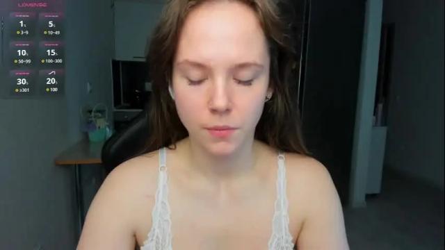 Image 11 of emilyrosie Stream on Chaturbate on 29 days ago