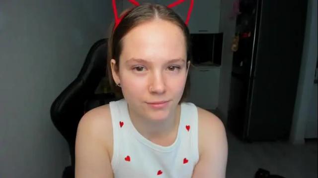 Image 12 of emilyrosie Stream on Chaturbate on 13 days ago