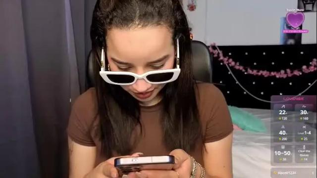 Image 11 of emilyrousex Stream on Chaturbate on 1 month ago