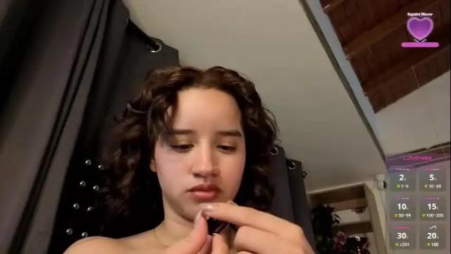 Image 7 of emilyrousex Stream on Chaturbate on 9 days ago