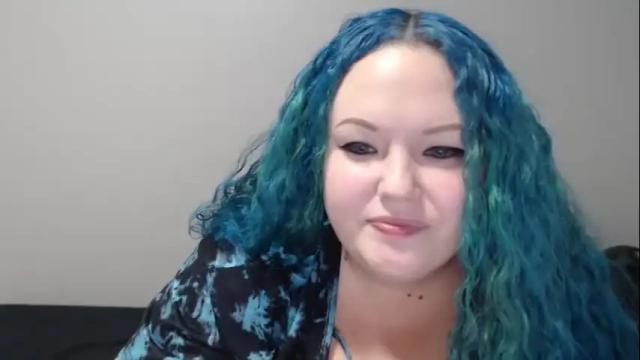Image 3 of emilysgotissues Stream on Chaturbate on 2 months ago