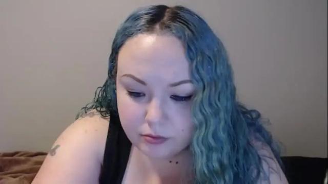 Image 10 of emilysgotissues Stream on Chaturbate on 1 month ago