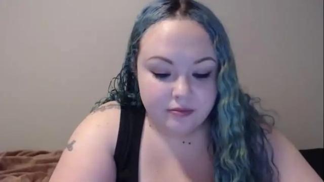 Image 4 of emilysgotissues Stream on Chaturbate on 1 month ago
