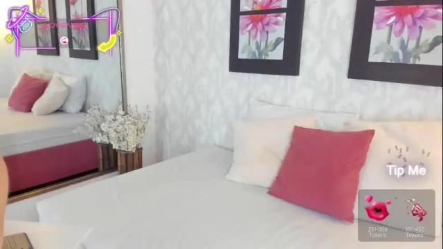 Image 11 of emilysumer Stream on Chaturbate on 15 days ago