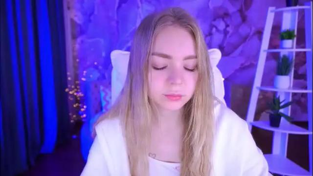 Thumbnail 2, emilysunshines's Stream at Chaturbate, 2 months ago