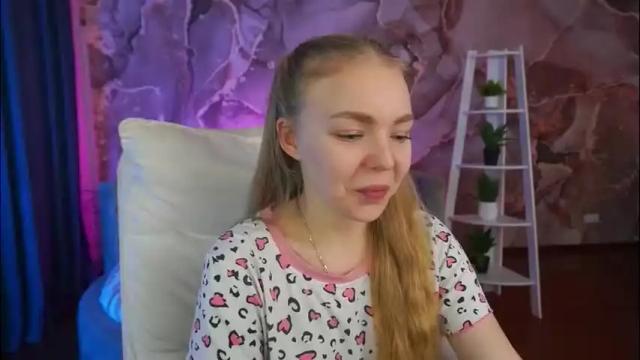 Image 2 of emilysunshines Stream on Chaturbate on 1 month ago