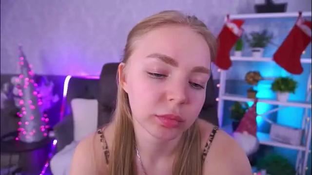 Image 2 of emilysunshines Stream on Chaturbate on 1 month ago