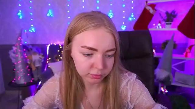 Image 3 of emilysunshines Stream on Chaturbate on 29 days ago