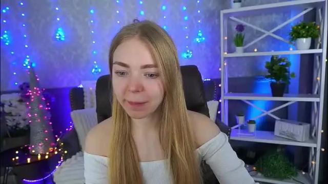 Image 2 of emilysunshines Stream on Chaturbate on 13 days ago