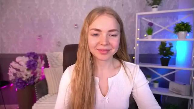 Image 6 of emilysunshines Stream on Chaturbate on 10 days ago