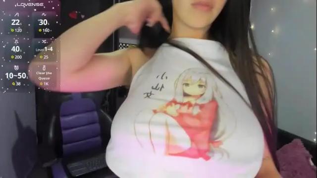 Image 2 of emilytafur Stream on Chaturbate on 5 months ago