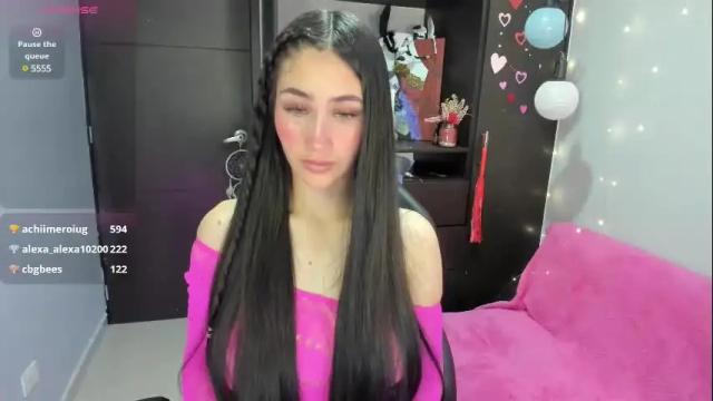 Image 11 of emilytafur Stream on Chaturbate on 4 months ago