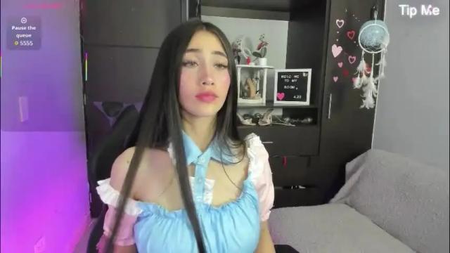 Image 6 of emilytafur Stream on Chaturbate on 19 hours ago