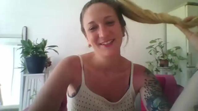 Image 6 of emilytattoo10 Stream on Chaturbate on 22 months ago