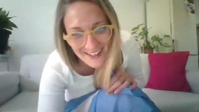 Image 7 of emilytattoo10 Stream on Chaturbate on 22 months ago