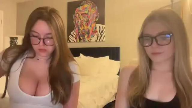 Image 6 of emilytaylorxo Stream on Chaturbate on 16 months ago