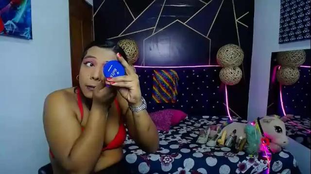Image 6 of emilytssweet Stream on Chaturbate on 1 month ago
