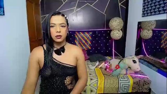 Image 8 of emilytssweet Stream on Chaturbate on 20 days ago
