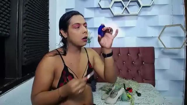 Image 3 of emilytssweet Stream on Chaturbate on 3 days ago