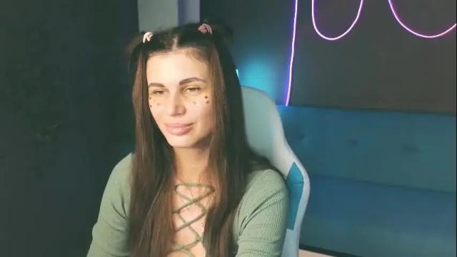 Image 4 of emilytucker Stream on Chaturbate on 1 month ago