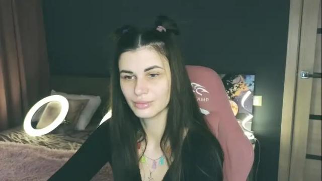 Image 6 of emilytucker Stream on Chaturbate on 1 month ago