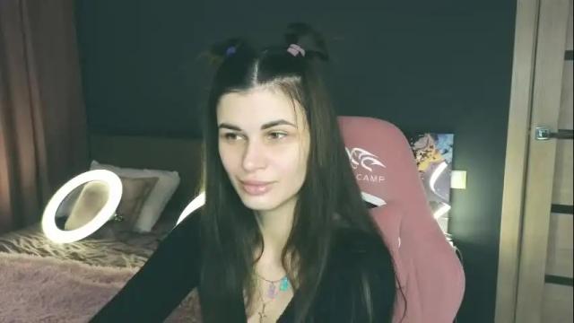 Image 8 of emilytucker Stream on Chaturbate on 1 month ago