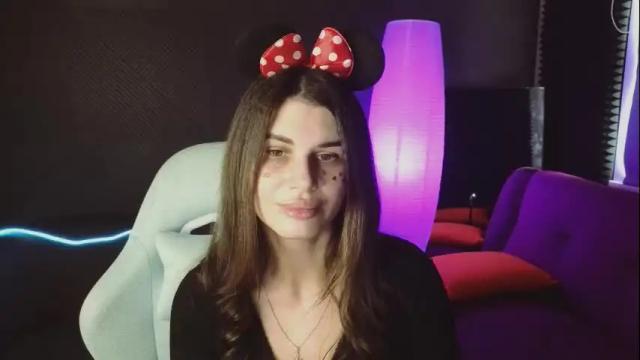 Image 11 of emilytucker Stream on Chaturbate on 1 month ago