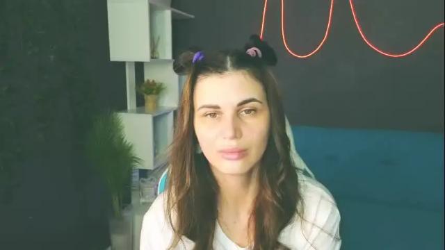 Image 2 of emilytucker Stream on Chaturbate on 1 month ago