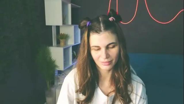 Image 4 of emilytucker Stream on Chaturbate on 1 month ago