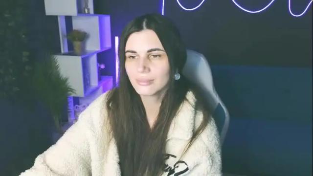 Image 10 of emilytucker Stream on Chaturbate on 1 month ago